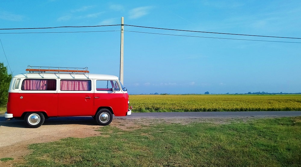 RV red and white VW